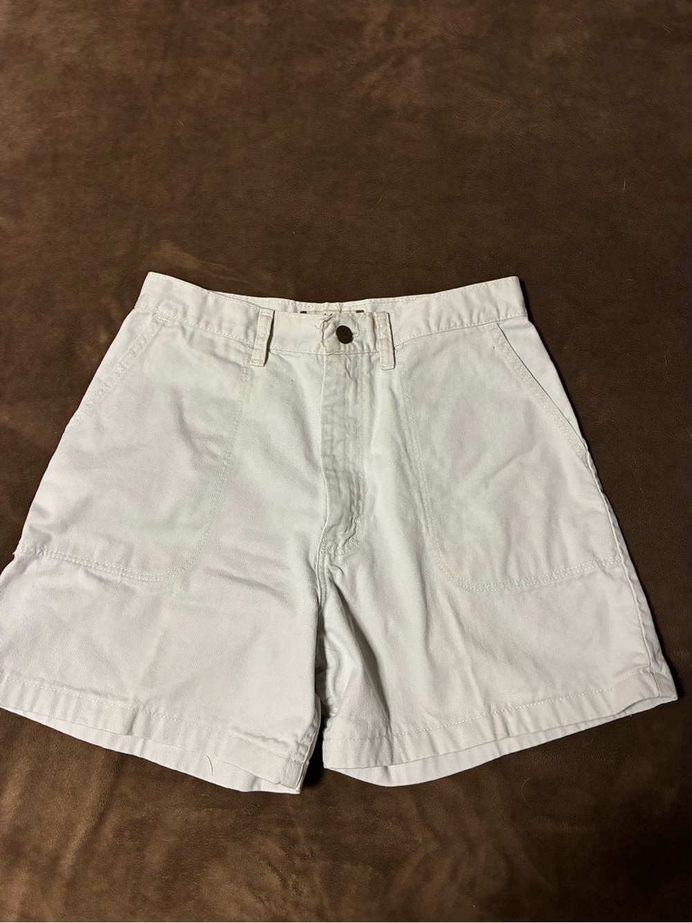 Women’s wrangler khaki shorts size 6